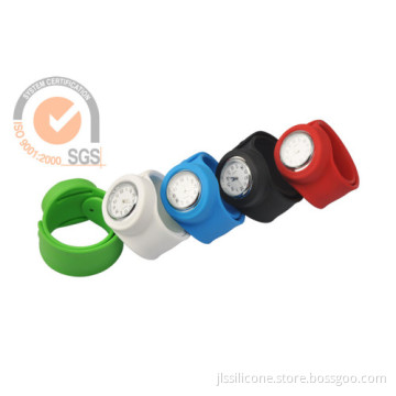 New Style Silicone Sport Fashion Wrist Watch With Calendar Date 